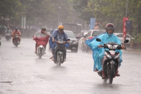 Dự báo thời tiết ngày 23/4/2019: Cả nước ngày nắng nóng, chiều tối có mưa rào và dông