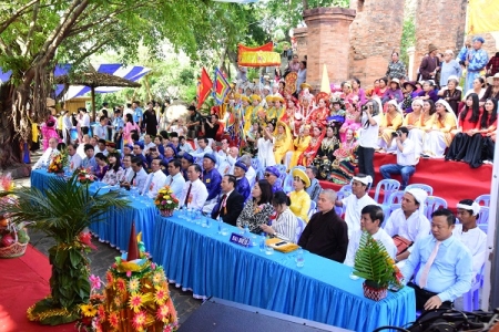 Khánh hòa: Khai mạc Lễ hội Tháp Bà Ponagar năm 2019