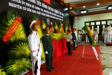 Huế: Lễ viếng trên quê hương Đại tướng- nguyên Chủ tịch nước Lê Đức Anh