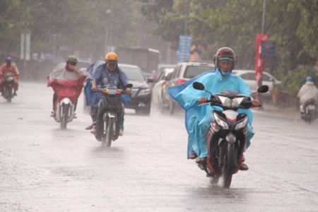 Dự báo thời tiết ngày 2/6/2019: Bắc Bộ và Thanh Hóa còn có mưa, cảnh báo lũ quét, sạt lở