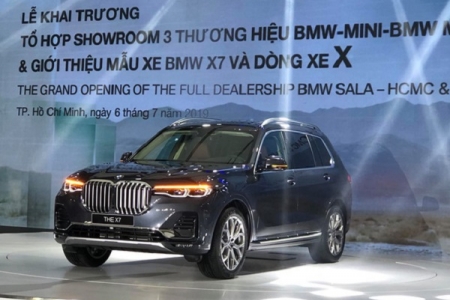 THACO khai trương tổ hợp showroom 3 thương hiệu BMW