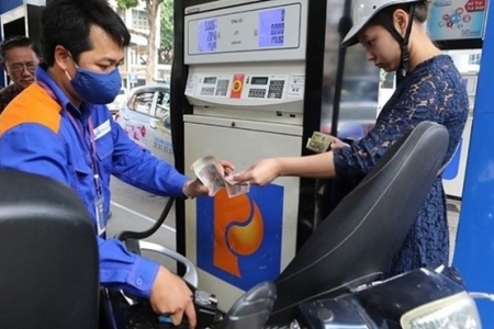 Ngày mai (17/7), giá xăng dầu tiếp tục tăng mạnh?