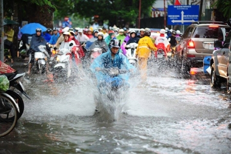 Dự báo thời tiết 2/8: Bão số 3 cách Quảng Ninh 180 km