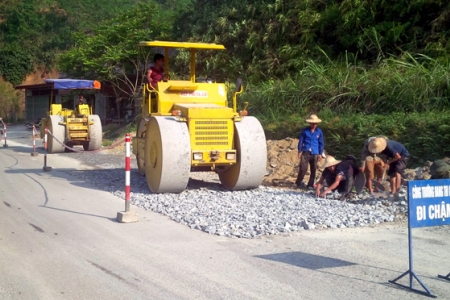 Kiến nghị công khai đơn vị và kinh phí duy tu đường giao thông để nhân dân giám sát trực tiếp