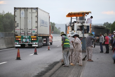 Đoàn giám sát của Quốc hội đề nghị bãi bỏ 6 loại quỹ