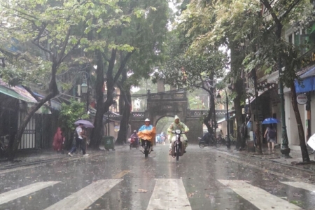 Dự báo thời tiết 22/8: Hà Nội chiều tối có mưa