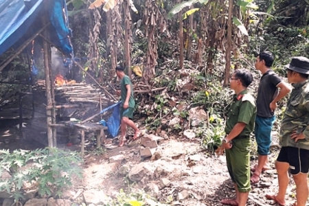 Quảng Nam: “Vàng tặc” lộng hành trong vùng lõi Khu bảo tồn thiên nhiên Sông Thanh