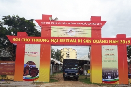 Quảng Nam-Hội chợ Festival Di sản: BTC không quán xuyến chất lượng tất cả sản phẩm tham gia