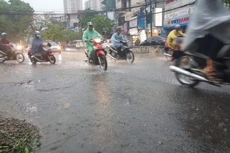 Dự báo thời tiết 16/9: Tây Nguyên và Nam Bộ tiếp tục mưa lớn