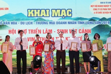 Lạng Sơn: Khai mạc Tuần lễ Văn hóa – Du lịch – Thương mại Doanh nhân năm 2019