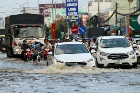 Triều cường sẽ còn diễn biến phức tạp tại Nam Bộ trong thời gian tới