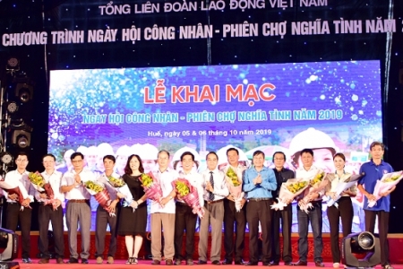 Thừa Thiên Huế: 'Ngày hội công nhân- Phiên chợ nghĩa tình' năm 2019