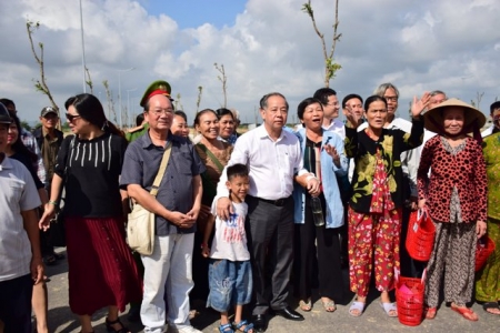 Thừa Thiên Huế: Bí thư Tỉnh uỷ kêu gọi hỗ trợ người nghèo trong cuộc “di dân lịch sử”...