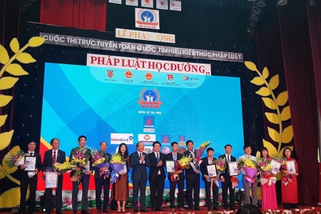 Phát động cuộc thi trực tuyến toàn quốc "Pháp luật học đường"