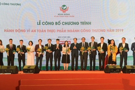 Công bố chương trình “Hành động vì an toàn thực phẩm ngành Công Thương” năm 2019