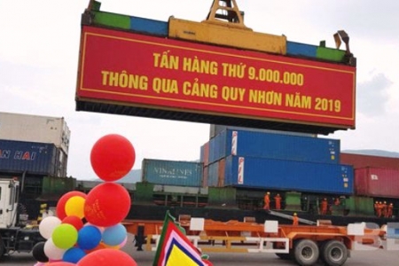 Cảng Quy Nhơn đón tấn hàng thứ 9 triệu trong năm