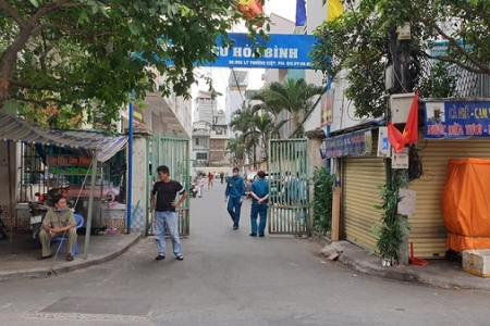 TP.HCM: Phong tỏa chung cư Hòa Bình