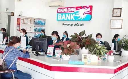 Kienlongbank giảm lãi suất vay 3% cho khách hàng ảnh hưởng bởi hạn hán và xâm nhập mặn