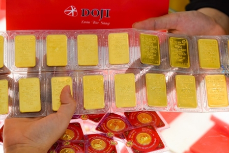 Giá vàng hôm nay 4/4, tăng giảm giữa các thương hiệu
