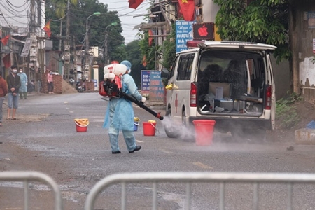 Ứng phó dịch COVID-19: Hà Nội chuyển hướng xét nghiệm điều tra nhanh F1, F2