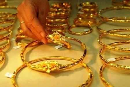 Giá vàng tăng trong bối cảnh căng thẳng Mỹ - Trung Quốc leo thang