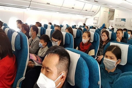 Đề xuất gỡ bỏ giãn cách ghế ngồi trên các phương tiện