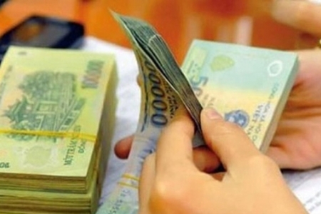 Các trường hợp bị khấu trừ tiền lương