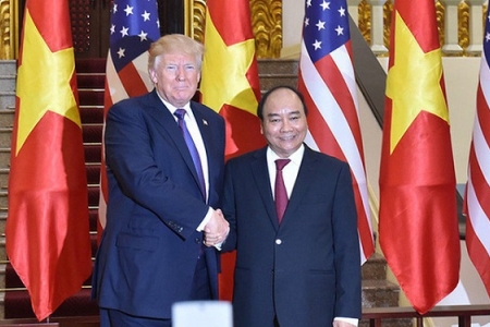 Tổng thống Trump: Mỹ sẵn sàng tặng Việt Nam máy thở điều trị Covid-19