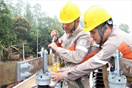 Phú Thọ: Đảm bảo cung cấp điện để phục vụ sản xuất, sinh hoạt