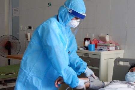 Trong 7 ca mắc mới Covid-19 có 1 trường hợp phải thở oxy