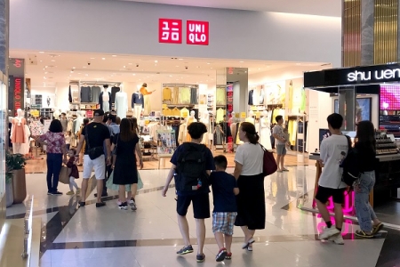 Uniqlo muốn hợp tác với lực lượng QLTT để xử lý hàng nhái thương hiệu Uniqlo tại Việt Nam