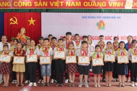 Hải Phòng: Quận đoàn Hải An tuyên dương 42 Cháu ngoan Bác Hồ tiêu biểu, 15 giáo viên Tổng phụ trách và 8 Liên đội