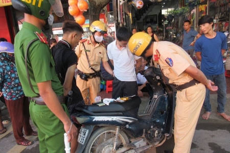 Thanh Hóa: Bắt giữ 2 đối tượng tàng trữ ma túy đá