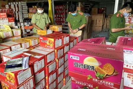 Hà Nội: Phát hiện và thu giữ hơn 31.000 bánh trung thu không bảo đảm an toàn thực phẩm