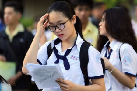 "Năm năm tới, chương trình học THPT nên chuyển hẳn sang hệ tín chỉ"...