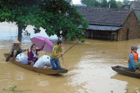 Miền Trung đối mặt mưa lớn, ngập lụt trở lại