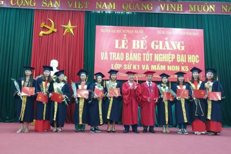 Trường ĐHSP Hà Nội trao bằng tốt nghiệp Đại Học lớp Sử, Mầm Non tại Vĩnh Phúc