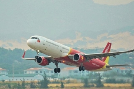 Vietjet đổi vé miễn phí không giới hạn số lần cho khách đến và đi miền Trung