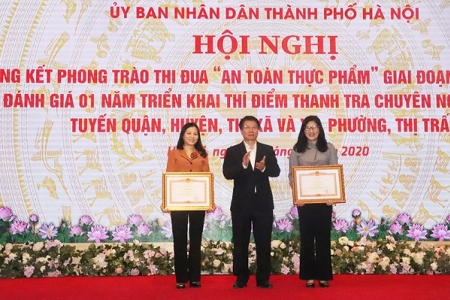 Hà Nội: Khen thưởng hơn 100 tập thể, cá nhân trong phong trào thi đua An toàn thực phẩm