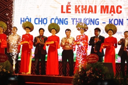 Kon Tum: Hơn 250 gian hàng tham gia Hội chợ Công Thương năm 2020