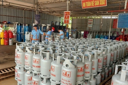 Từ ngày 1/11, giá gas tăng thêm 19.000 đồng/bình