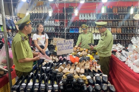 QLTT Lạng Sơn: Kiên quyết đấu tranh chống buôn lậu, hàng giả