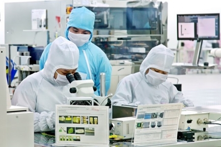 Vĩnh Phúc phấn đấu trở thành trung tâm công nghiệp, dịch vụ, du lịch–Bài cuối: Vượt qua khó khăn, bứt phá phát triển trong tình hình mới