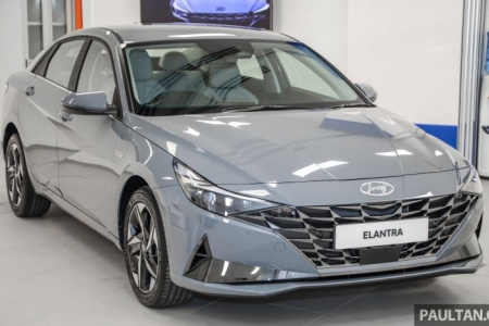 Hyundai Elantra 2021 chờ ngày về Việt Nam có gì đặc biệt?