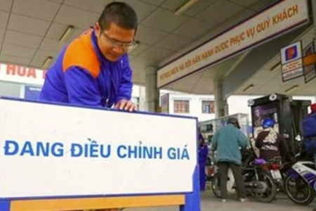 Cuối năm, xăng dầu đồng loạt tăng giá mạnh