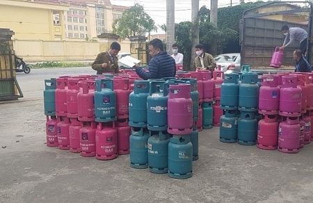 Thái Bình: Tạm giữ lượng lớn LPG chai không có hóa đơn, chứng từ