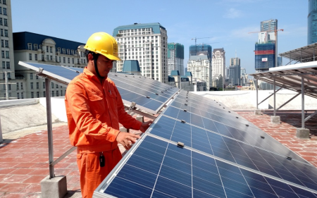 Phát triển năng lượng tái tạo trên địa bàn Hà Nội năm 2021