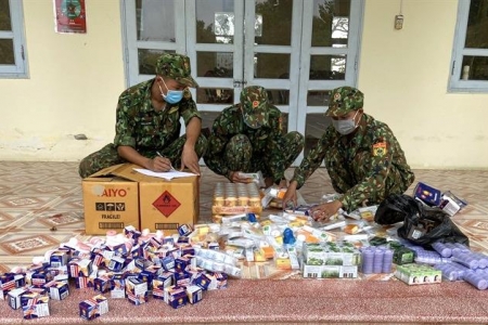 Một ngày, Bộ đội Biên phòng An Giang liên tiếp bắt 3 vụ buôn lậu