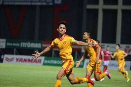 Đông Á Thanh Hóa thắng đậm sau màn rượt đuổi tỷ số... nghẹt thở trên sân khách