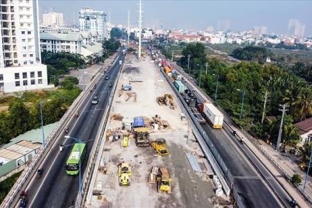 TP.HCM: Phấn đấu làm mới 20 cây cầu trong năm 2021